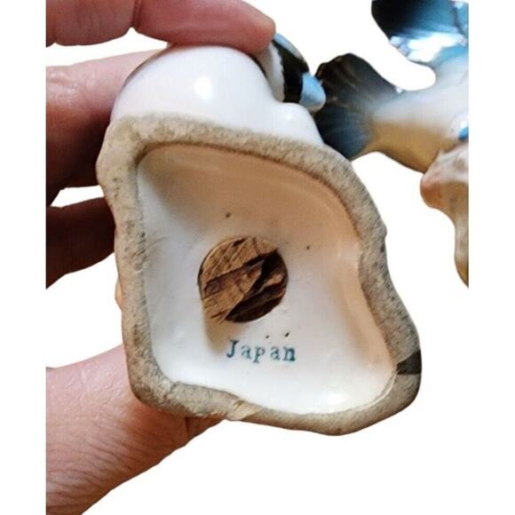 Vintage Japan Blue Jay Bird Novelty Salt and Pepper Shaker Set - Picture 4 of 4